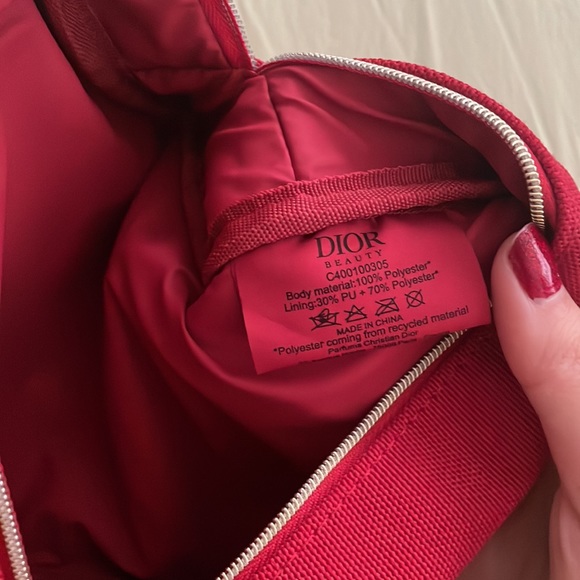 Dior Beauty Red Canvas Embossed Logo Makeup Toiletry Bag Zip Pouch - Picture 8 of 9